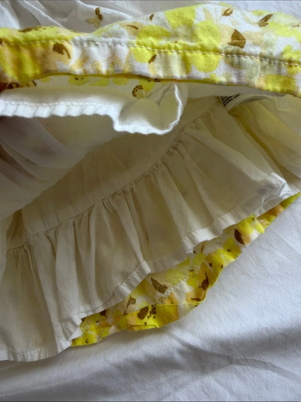 GAP Girls White Dress with Yellow Floral Ombre 3-6 months
